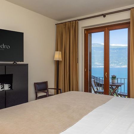 Hotel Meandro - Lake View Гарньяно Екстер'єр фото